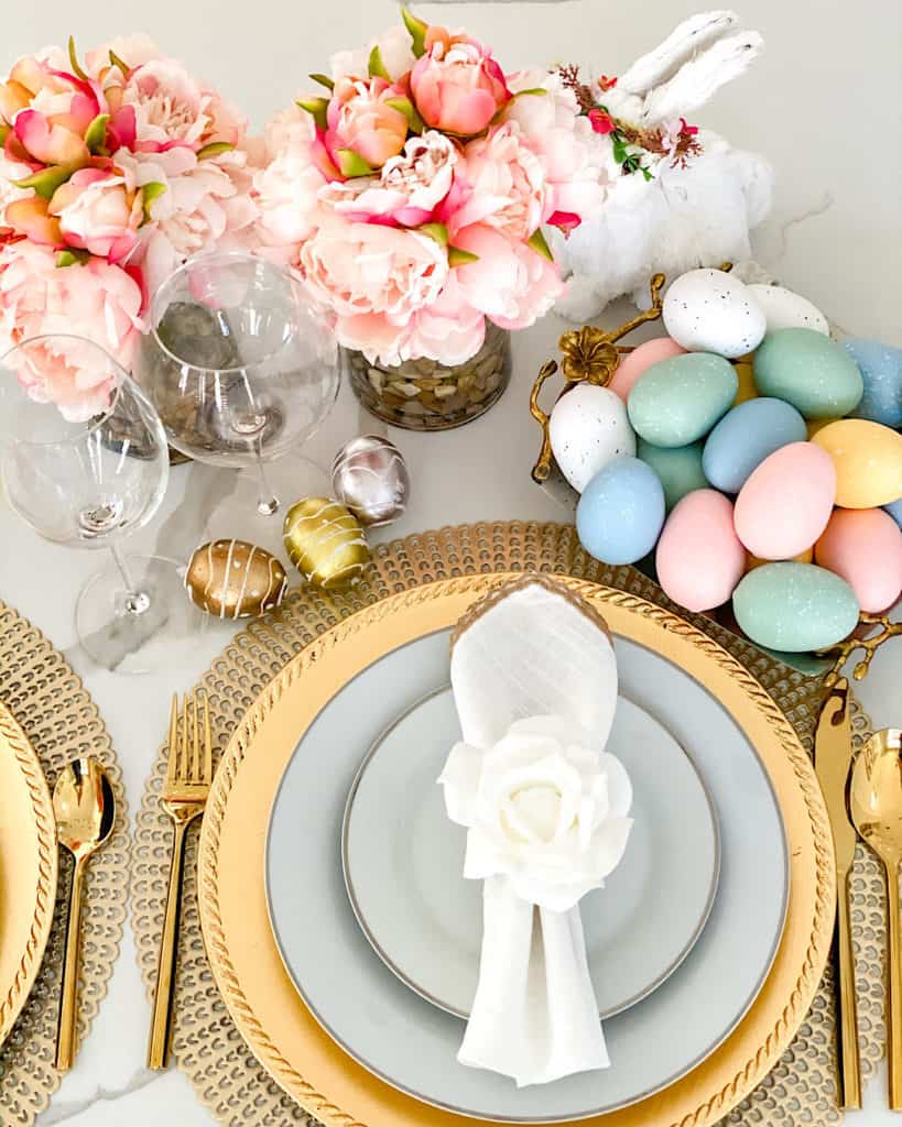 Table setting for Easter - easy Easter decoration ideas!