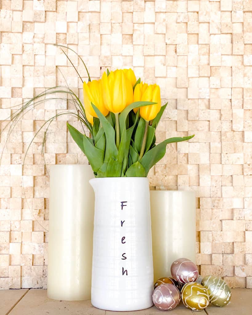 Yellow tulips in a vase - easy Easter decoration ideas!