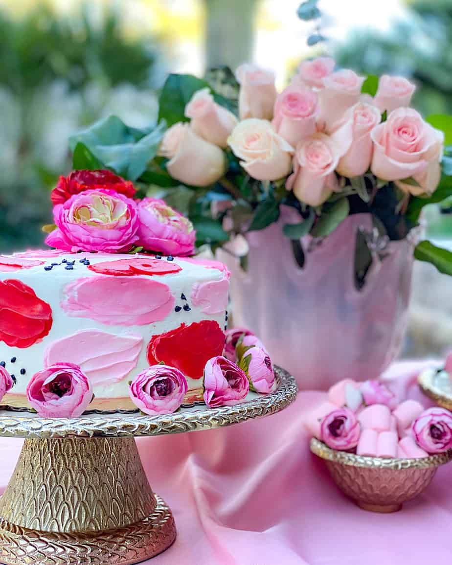 How to Style an Elegant Valentine's Day Dessert Table