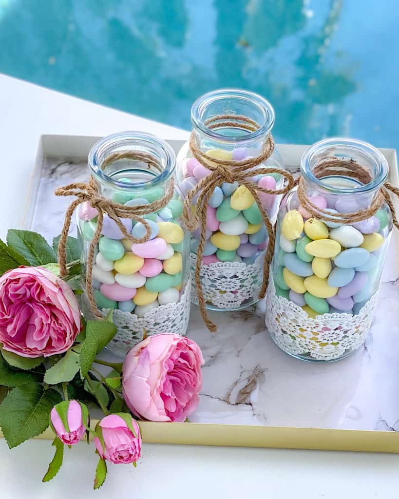 Candy jars and flowers - birthday party decor ideas