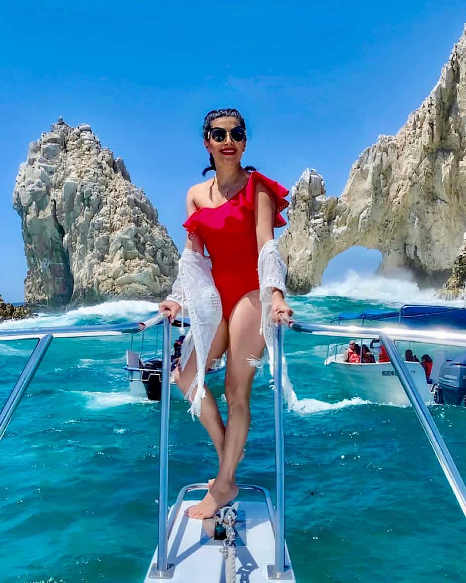 10 Incredible Experiences in Cabo San Lucas, Mexico That You Should NOT Miss!