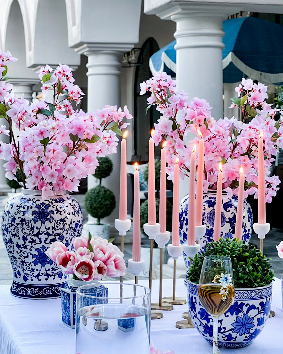 blue and white table decor