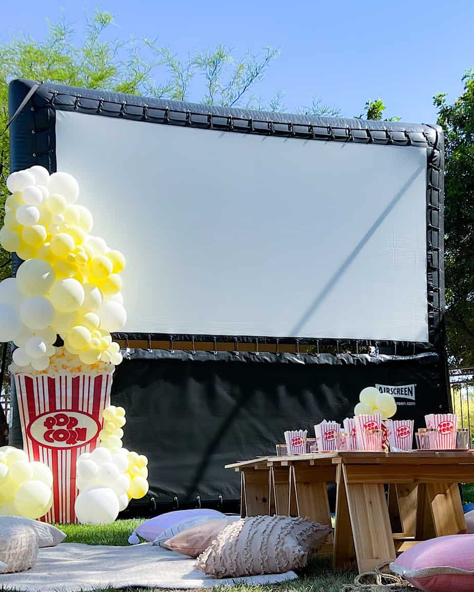 9 Easy Tips To Host An Epic Outdoor Movie Party Rb Italia Blog