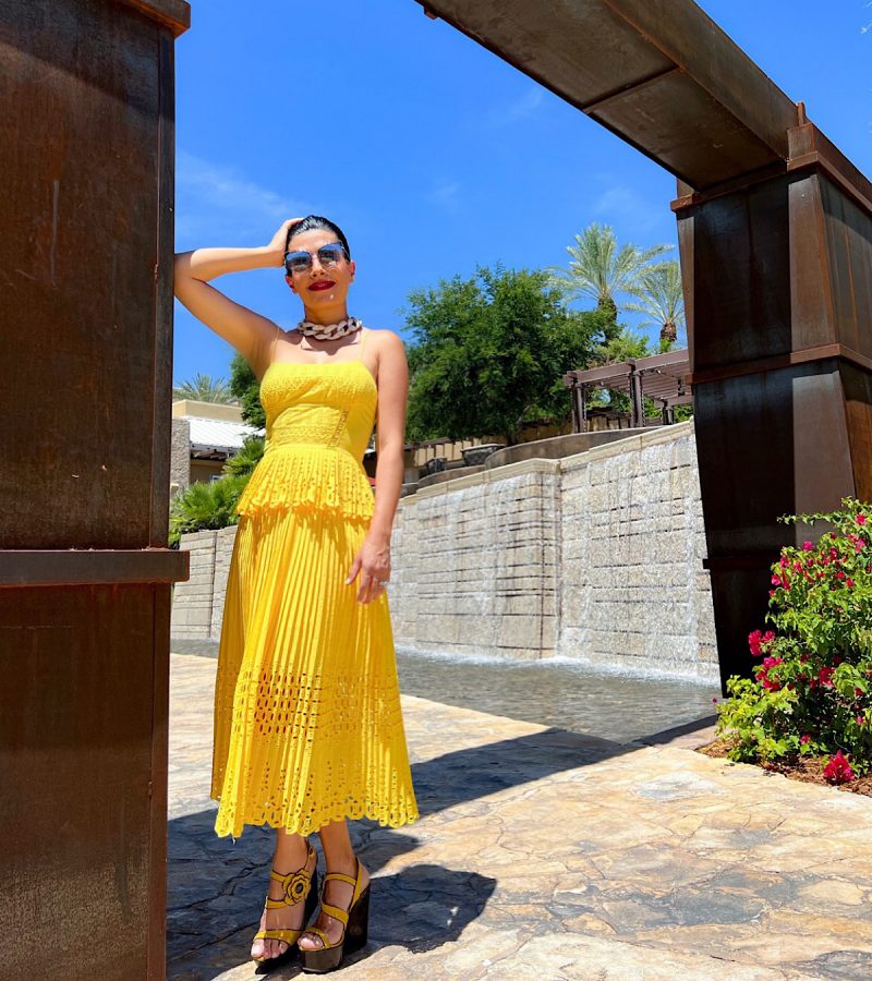 How To Accessorize A Yellow Dress