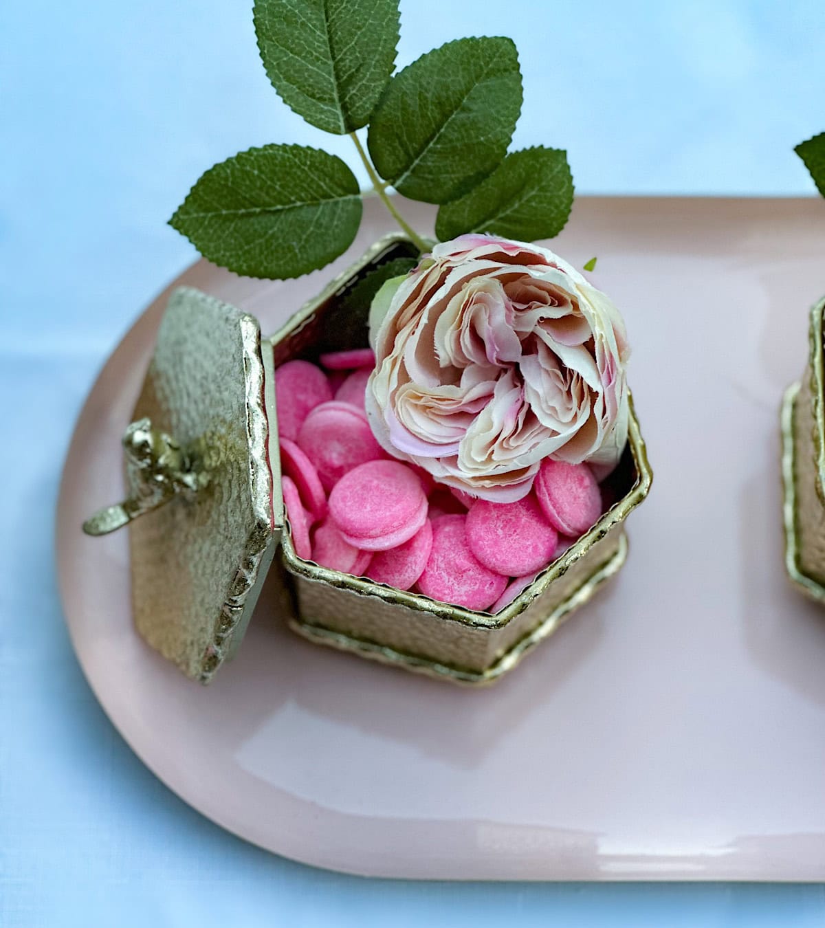 9 Best Pink and Gold Candy Table Ideas for Your Party!