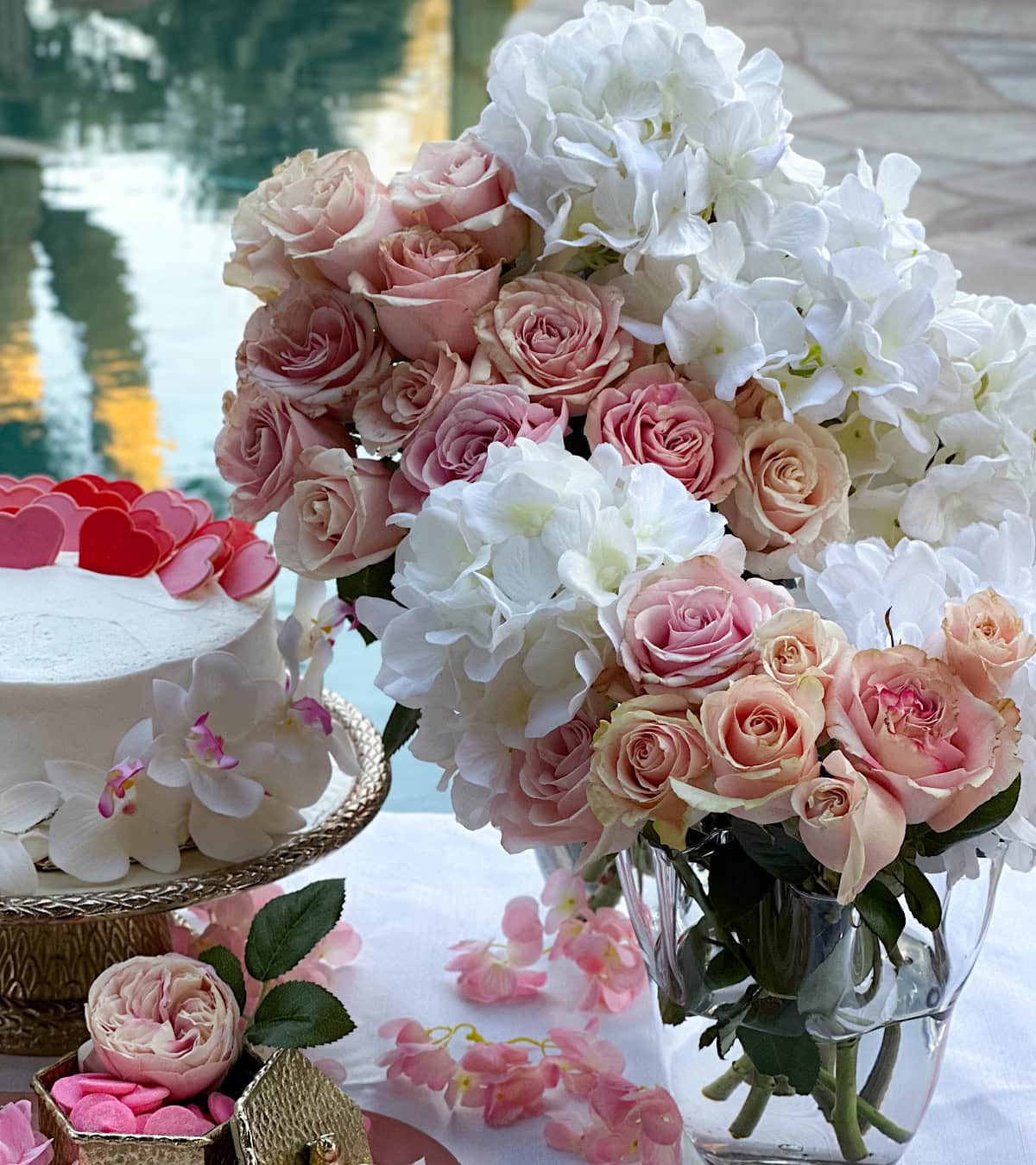 9 Best Pink and Gold Candy Table Ideas for Your Party!