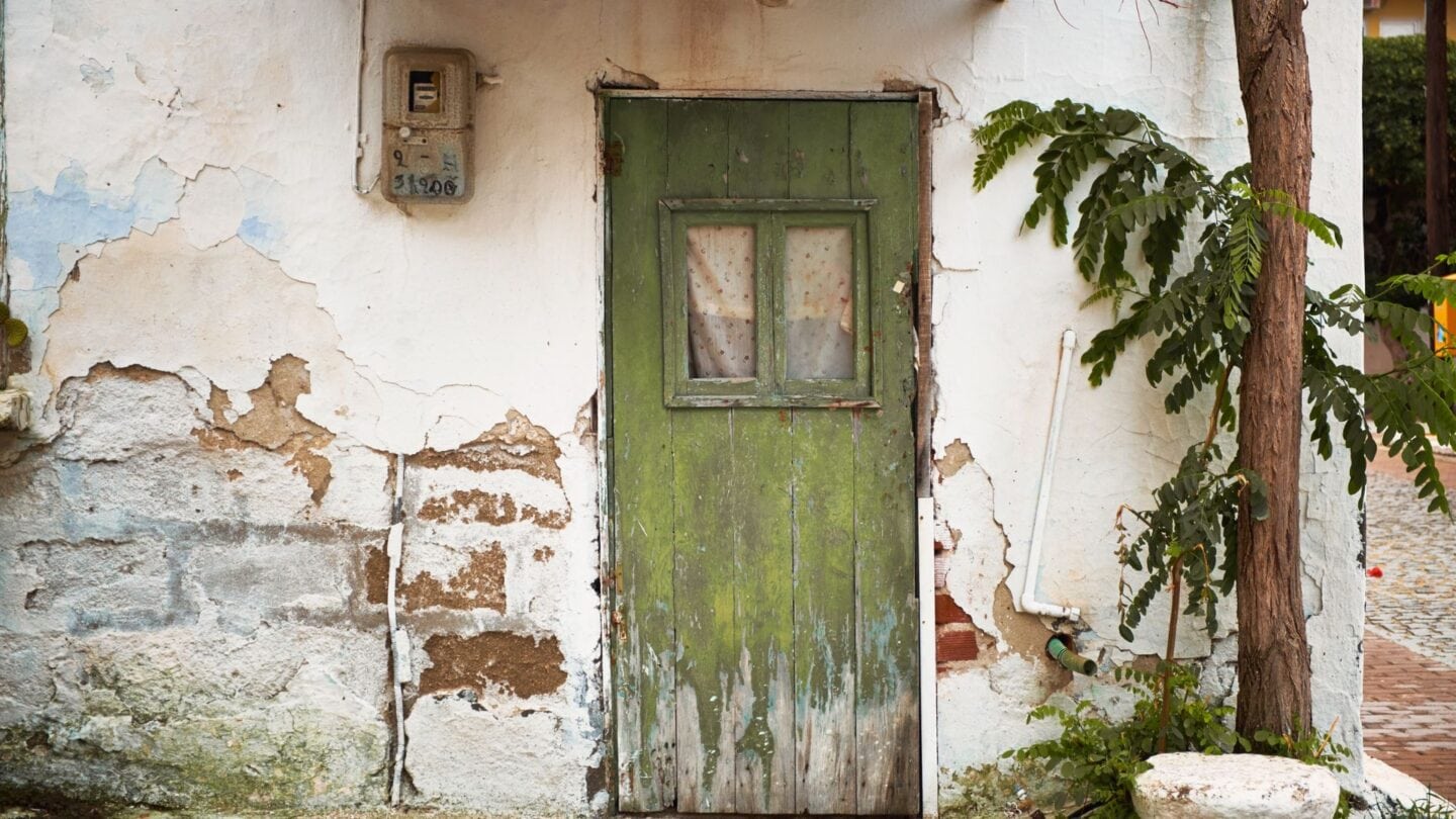 Unsightly Exterior Features