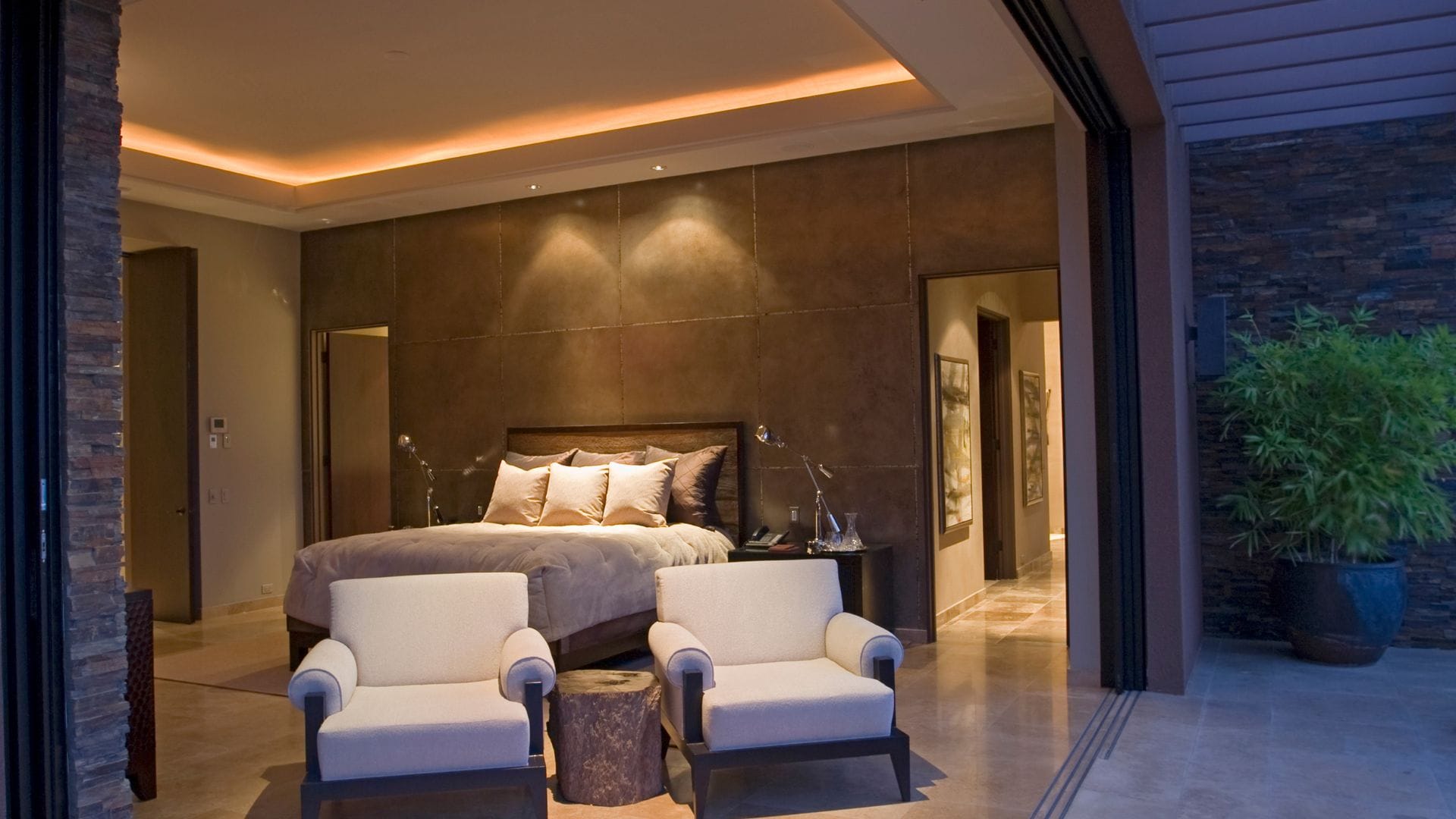 Luxury Bedroom Ideas: Timeless Elegance Meets Modern Trends