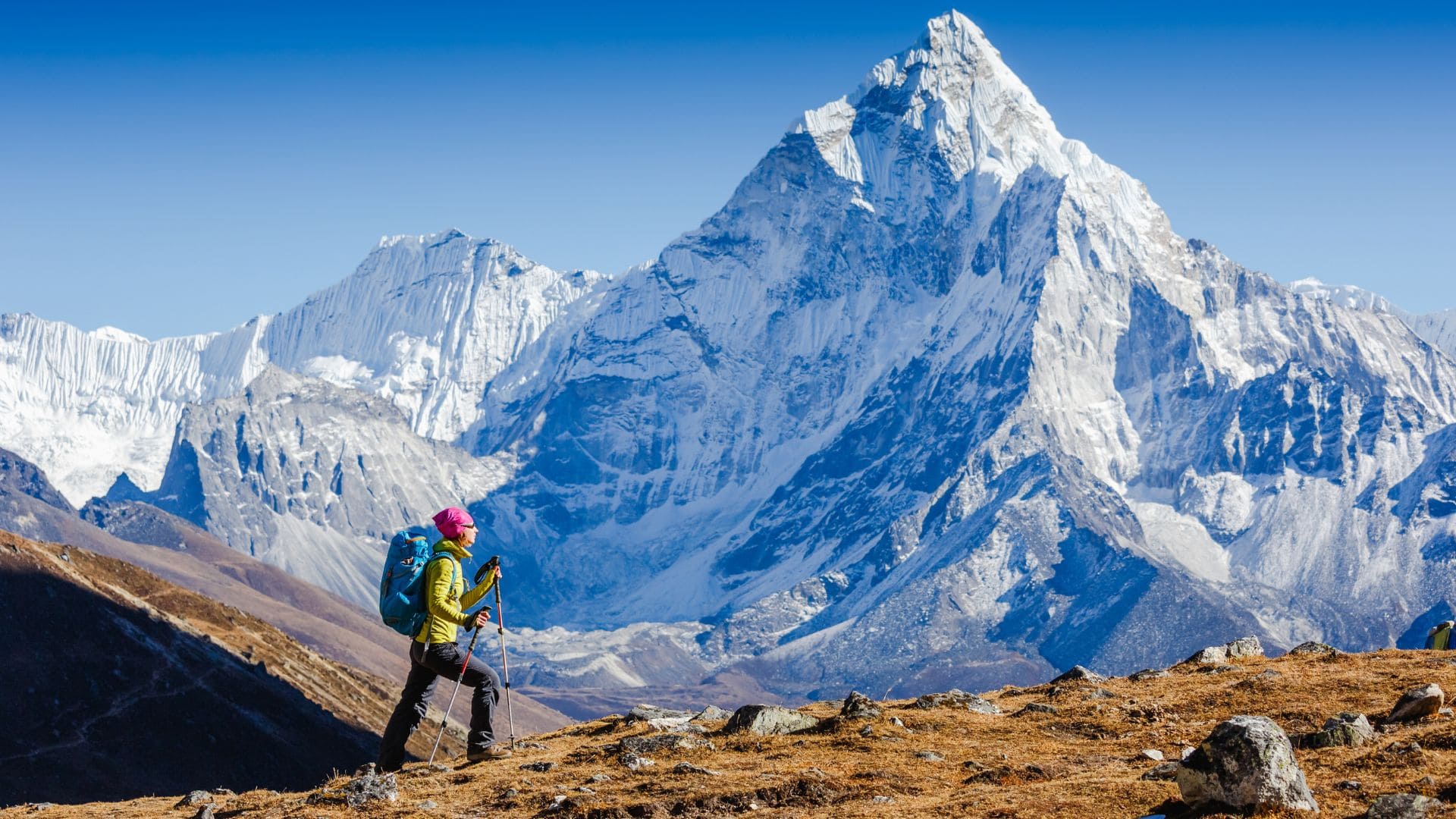 14 Popular Tourist Spots That Are More Dangerous Than You Imagine