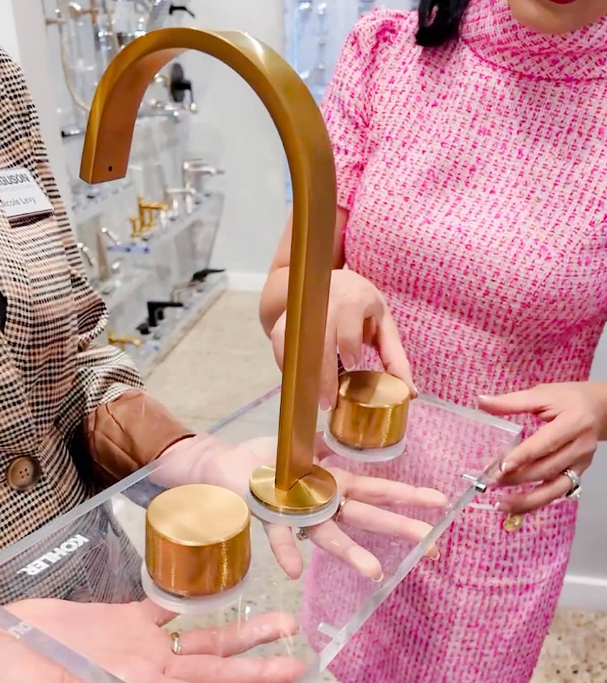 Kohler-faucet-at-ferguson-showroom-scottsdale-arizona.j