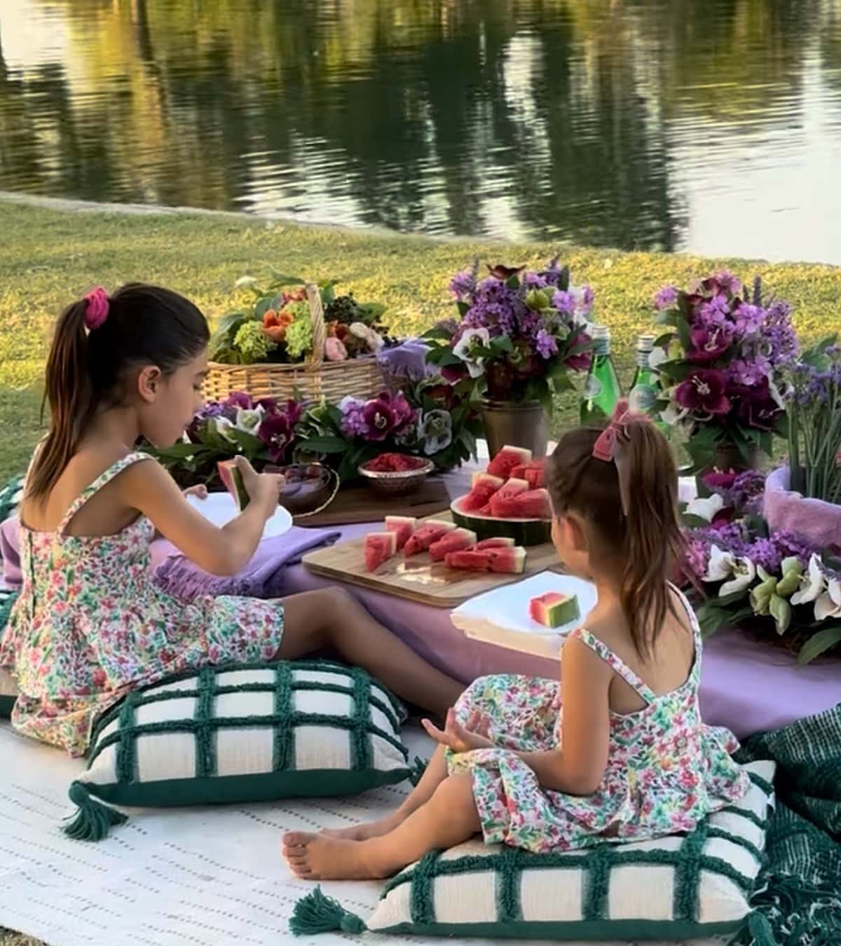 picnic basket decor