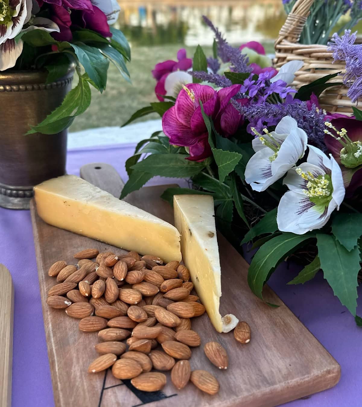 picnic table decoration