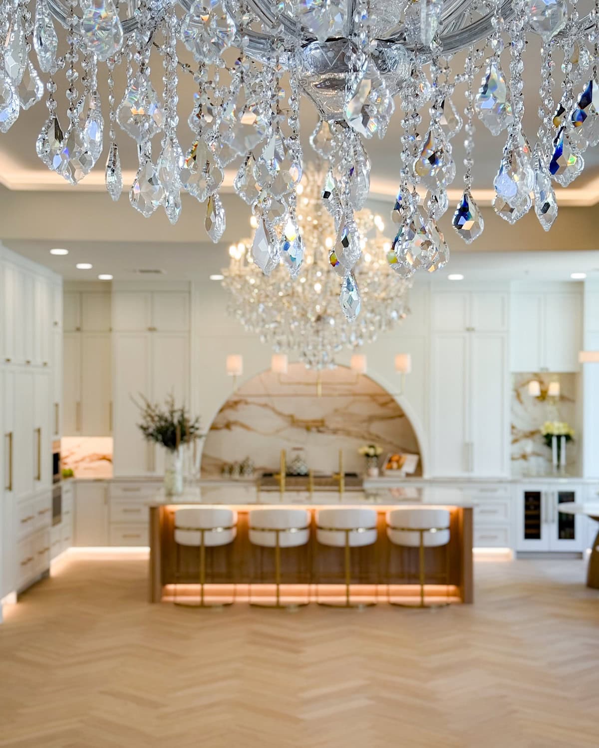 Visions of Home Timeless Design Unveiling the Interior Design Trends of 2024: A Vision for