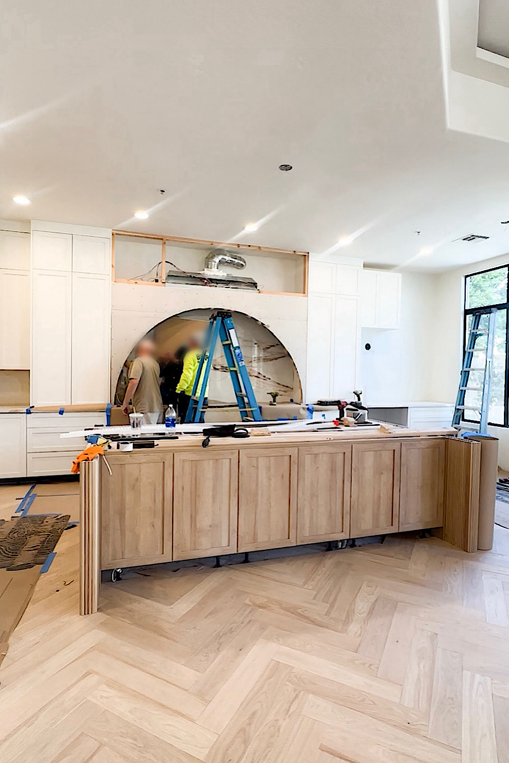 kitchen-with-beverage-station.